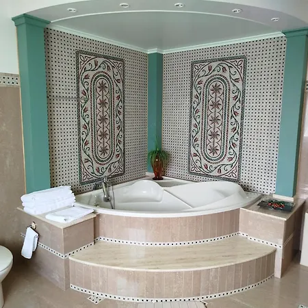 Beco - Moradia De Luxo Com Ate 6 Quartos E Piscina Privada * Monção
