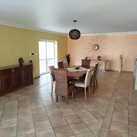 Villa Beco - Moradia De Luxo Com Ate 6 Quartos E Piscina Privada Monção