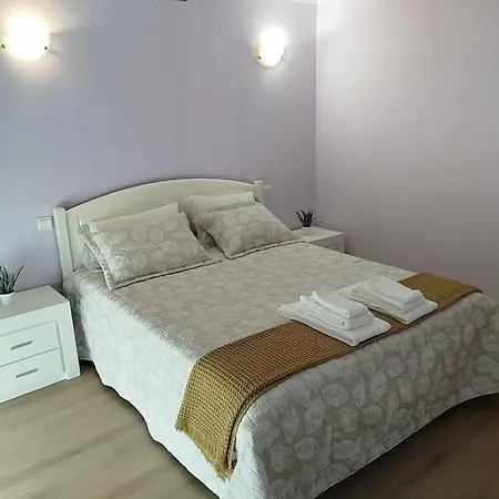 Beco - Moradia De Luxo Com Ate 6 Quartos E Piscina Privada
